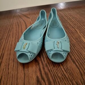 Salvatore Ferragamo jelly shoes - size 5